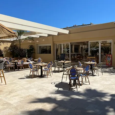 Kompleks wypoczynkowy Mobil 3 Chambres, 6 Couchages, Ramatuelle St Tropez, De Pampelonne *